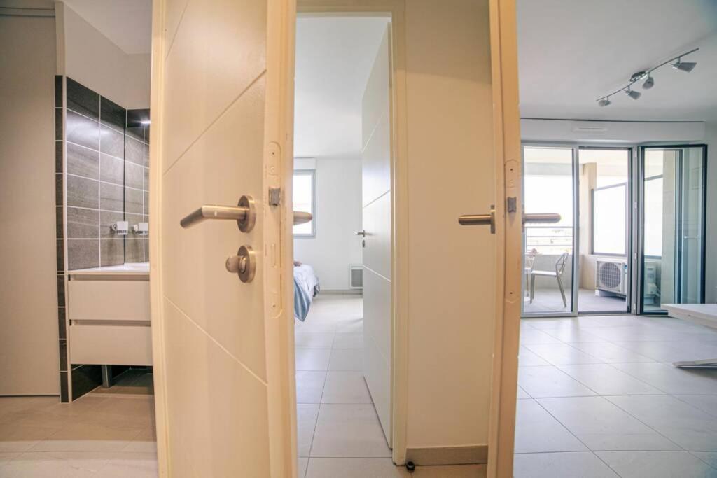 Apartment Marina Bay *